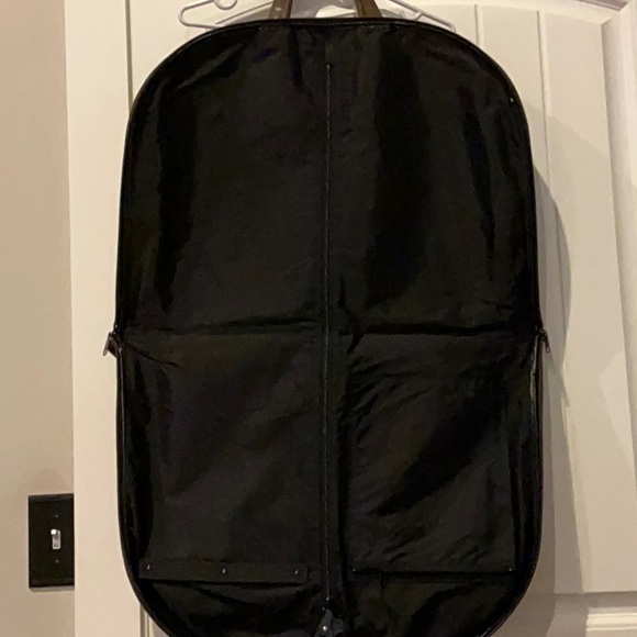 Burberry garment bag with keys authenticity car - Picture 7 of 10